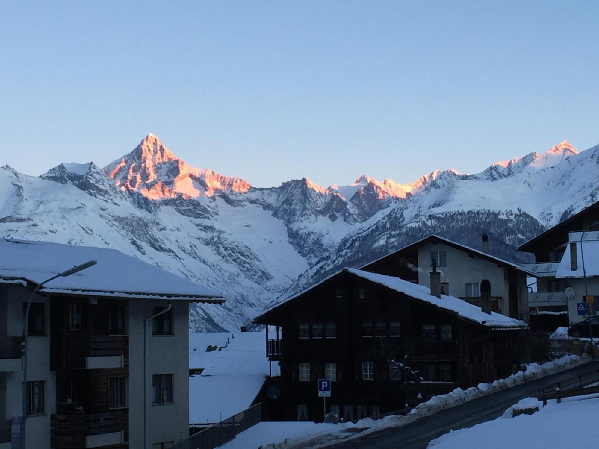 Hotel Restaurant Rothorn Visperterminen Экстерьер фото