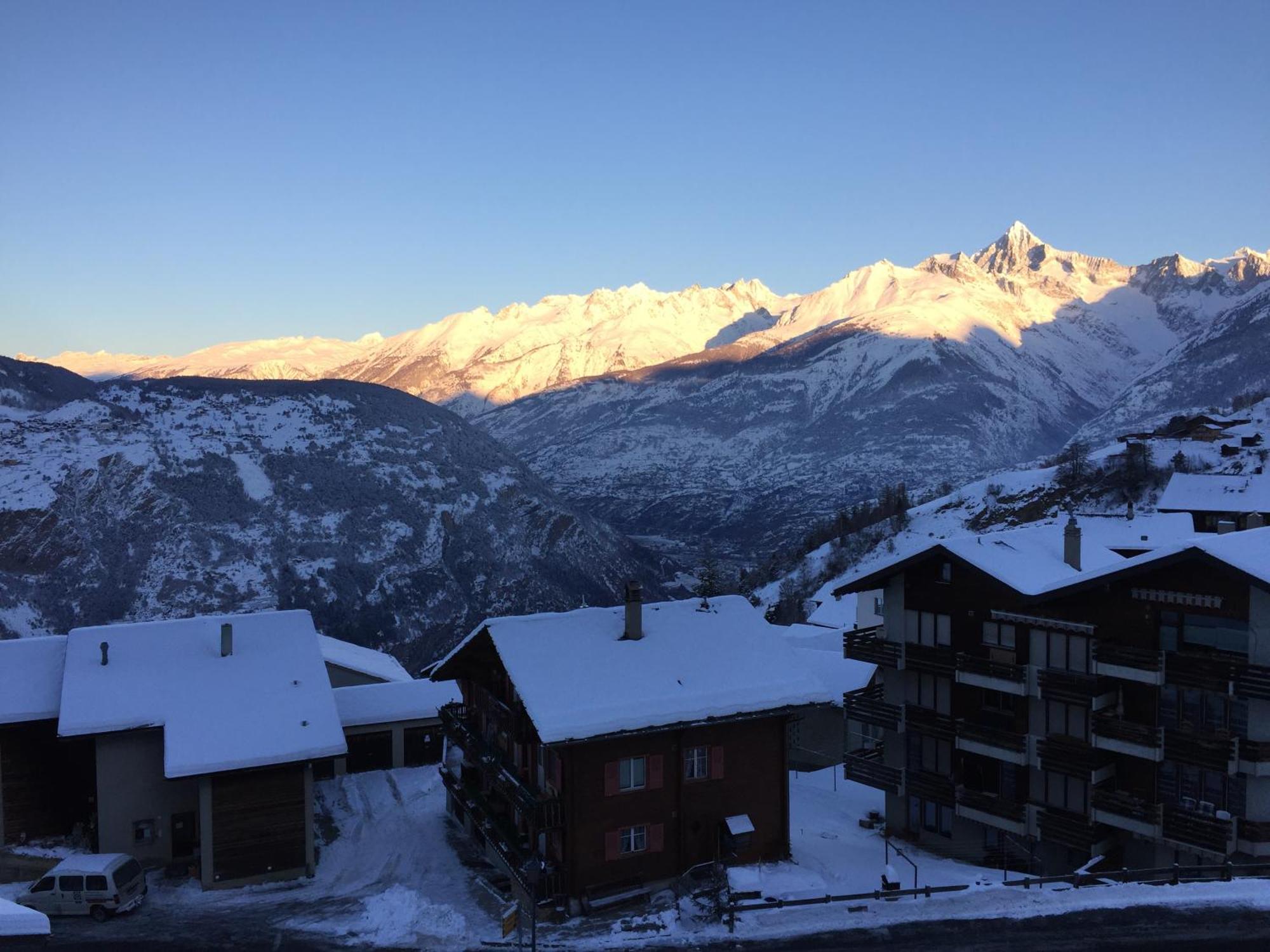 Hotel Restaurant Rothorn Visperterminen Экстерьер фото